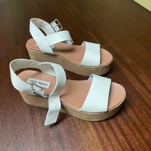 Steve Madden platform sandals